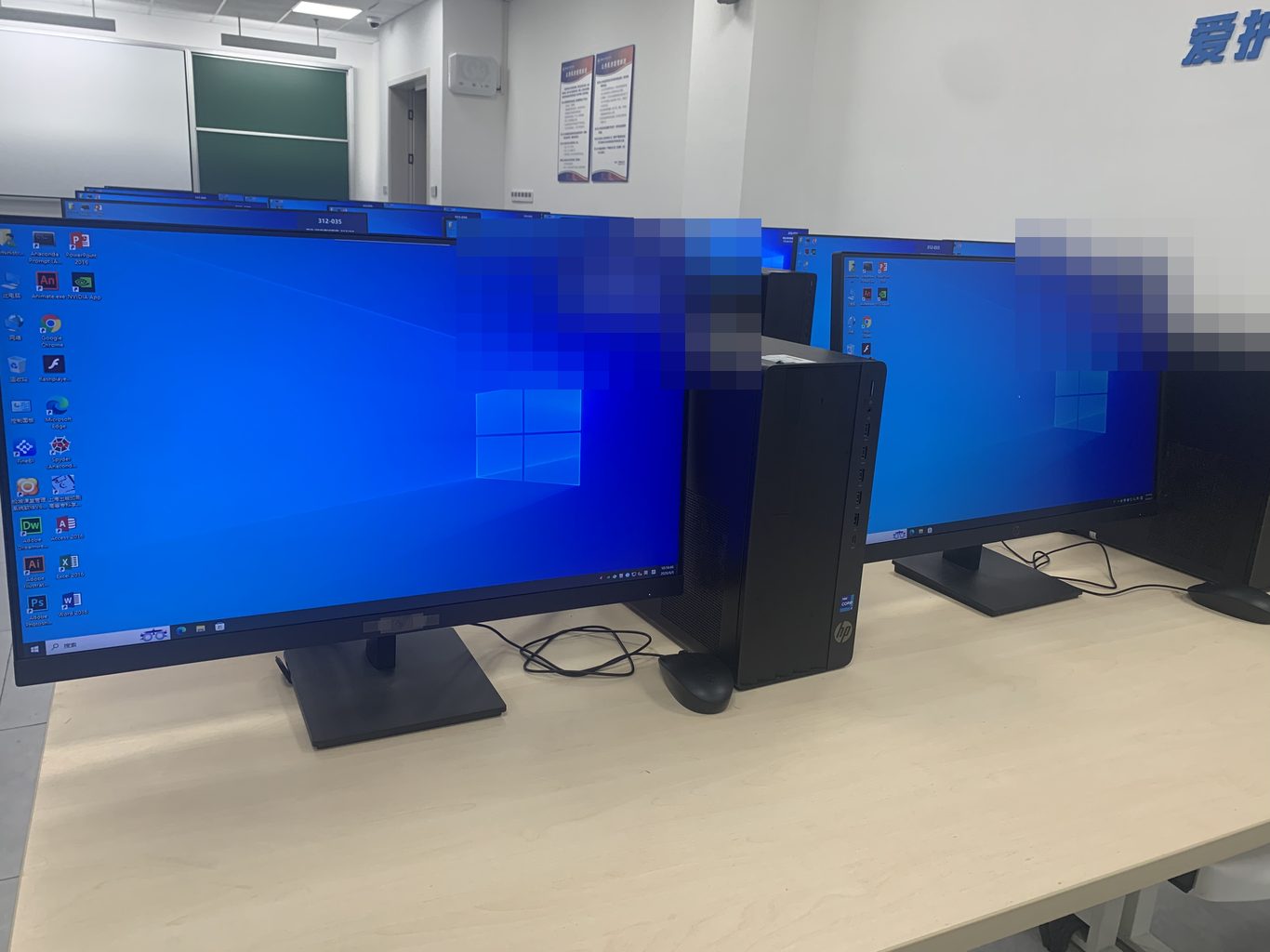 客户现场实拍:vDisk 云桌面终端机房(信息栏已打码)